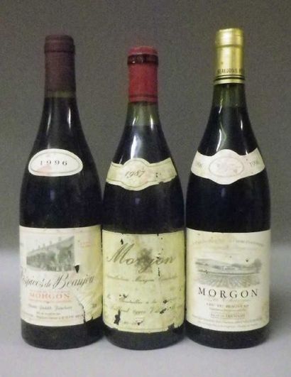 LOT DE 3 BOUTEILLES DES VINS DE MORGON DIVERS:...