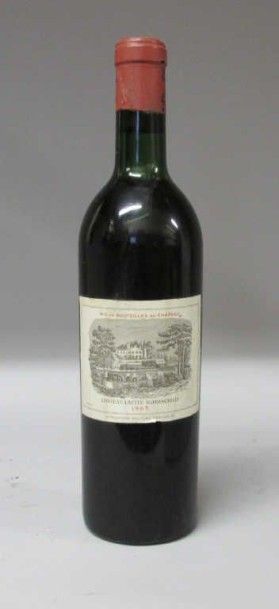 1 Bouteille LAFITE ROTHSCHILD 1965 Etiquette...