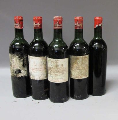 5 Bouteilles CHÂTEAU COS D'ESTOURNEL 1960...