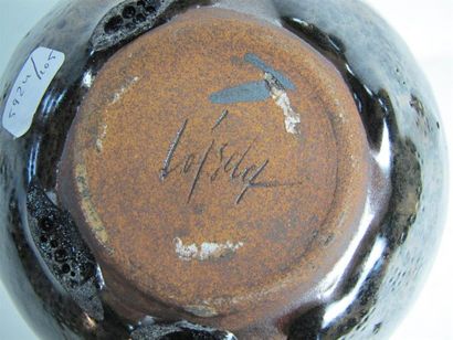Yves LOISELET (né en 1957). Vase boule à...