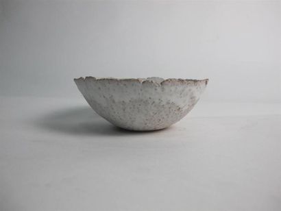 Jae KYOUNG (née en 1955). Coupe en grès émaillé...