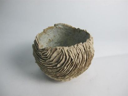 Isabelle LECLERCQ (née en 1956). Coupe à...