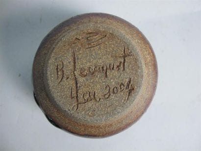 Brigitte LECANUET (née en 1949). Bol en grès...