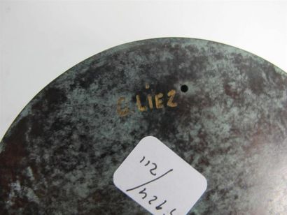 Gladys LIEZ (née en 1963). Porte crayon cylindrique...