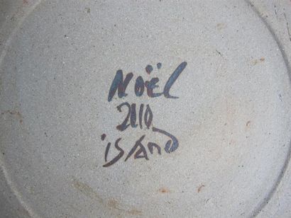 Yves LOISELET (né en 1957). Plat circulaire...