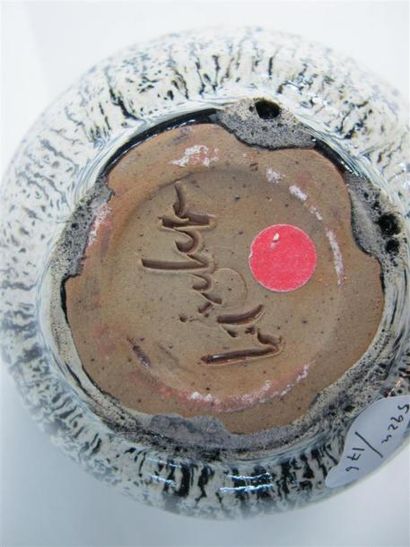 Yves LOISELET (né en 1957). Vase ovoïde à...