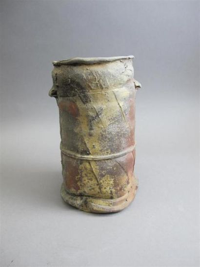 ROUSSEAU Hervé (né en 1955)
Vase rouleau...