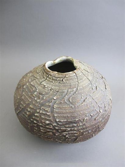 DURAND Stéphanie (1975-2012)
Vase renflé...