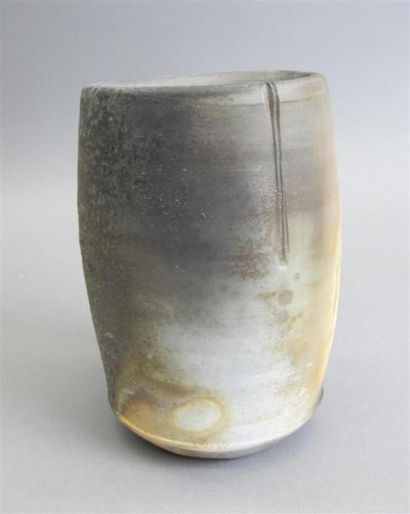 ASTOUL Eric (né en 1954)
Vase cylindrique...