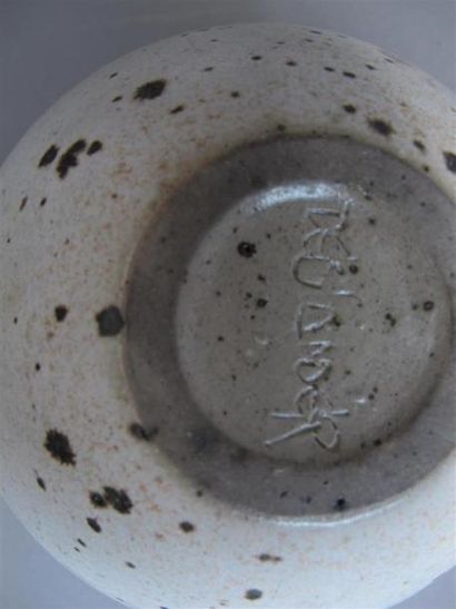 DEBLANDER Robert (1924-2010)
Vase circulaire...
