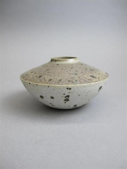 DEBLANDER Robert (1924-2010)
Vase circulaire...