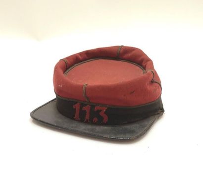 Képi du 113e de ligne mod. 1870, assez bon...