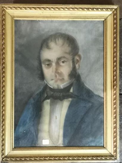 Ecole française vers 1830. Portrait d'homme...