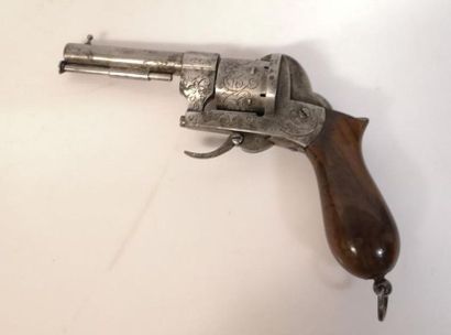 Revolver à broche manque la baguette, fabriqué...