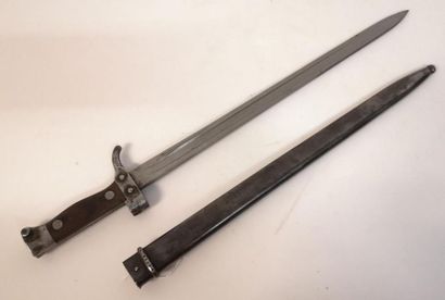 Baïonnette mod 1892, fourreau et baïonnette...