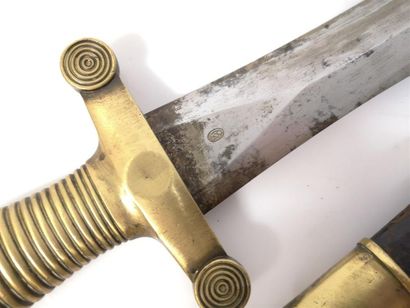 Glaive 1833 avec son fourreau en cuir
Expert:...