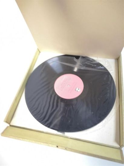 Coffret de disques de Sidney Bechet à l'Olympia...