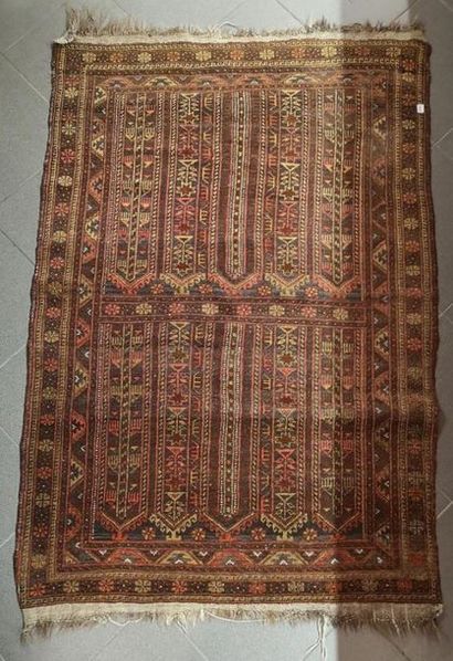 Tapis d'Orient. 135 x 93 cm