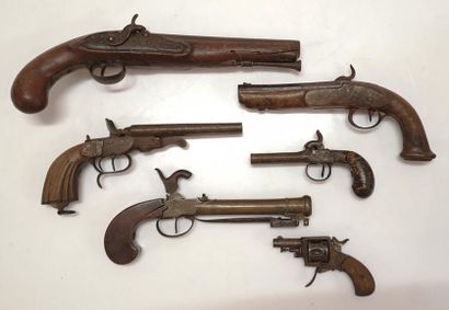Ensemble de 5 pistolets comprenant un pistolet...