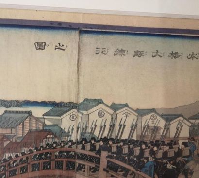 JAPON. Soldats sur un pont. Estampe, triptyque....