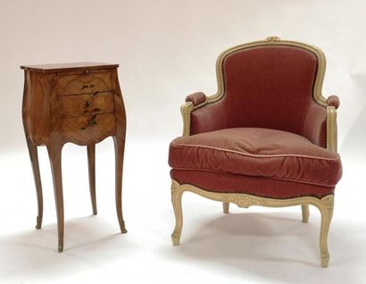 Table marquetée et bergère style Louis X...