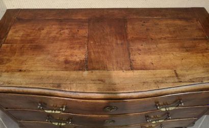 Petite commode en bois naturel à 3 tiroirs...