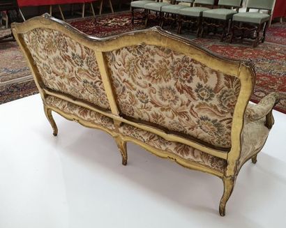 Canapé en bois redoré époque Louis XV (acc....