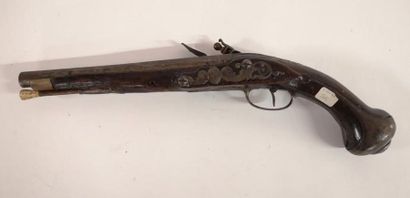 Pistolet d'arçon XVIIIe, platine à silex...