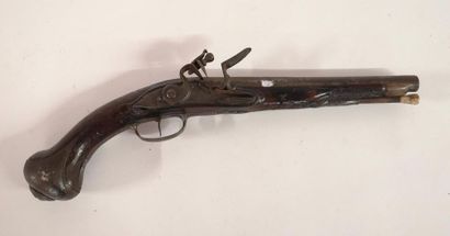 Pistolet d'arçon XVIIIe, platine à silex...