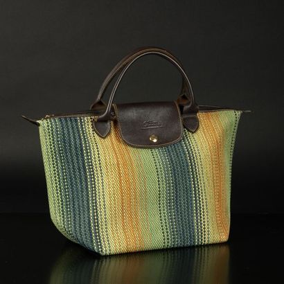 LONGCHAMP. Sac à main en toile à rayures...