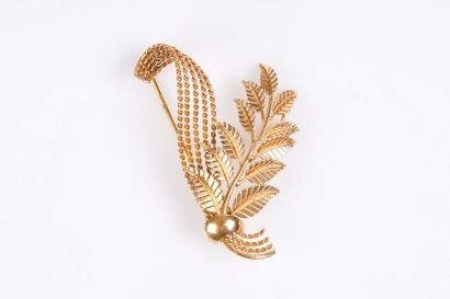 Broche feuillage en or. 7,66 g
