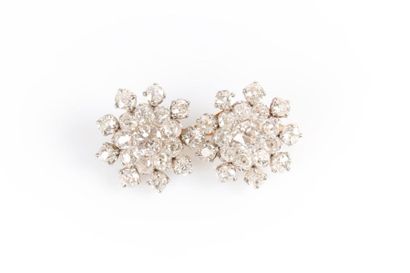 Broche double rosace en or de deux tons sertie...