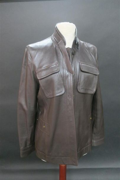 IKKS. Veste en cuir brun. T. 42