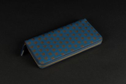 MOYNAT. Portefeuille textile enduit monogramé...