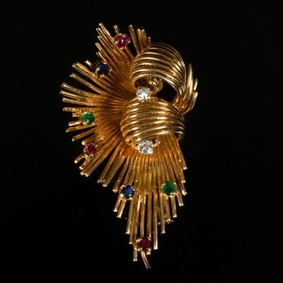 Broche rayonnante en or sertie de diamnts,...