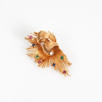 Broche rayonnante en or sertie de diamnts,...
