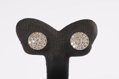 Paire de boucles d'oreilles rondes en or...