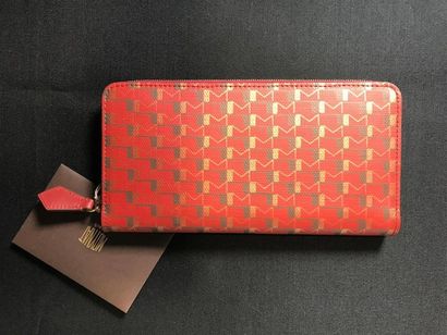 MOYNAT. Portefeuille textile enduit monogramé...