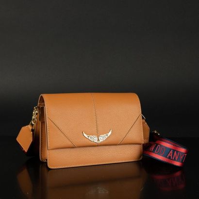 ZADIG ET VOLTAIRE. Sac besace en cuir grainé...