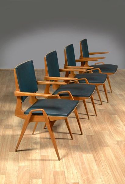 Maurice PRE (1907-1988)
Suite de 4 fauteuils...