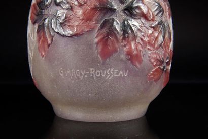 Gabriel ARGY-ROUSSEAU (1885-1953) 
Vase 