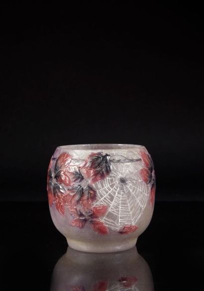 Gabriel ARGY-ROUSSEAU (1885-1953) 
Vase 