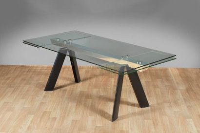 ROCHE BOBOIS, design Giusi Mastro
Table de...