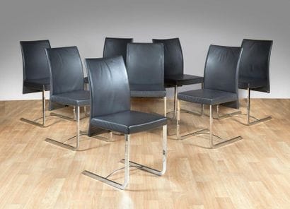 ROCHE BOBOIS
Suite de huit chaises, modèle...