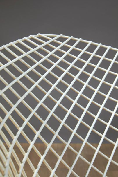 Harry BERTOIA (1915-1998)
Paire de fauteuils...