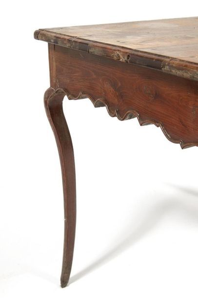 Petite table rectangulaire en bois naturel,...