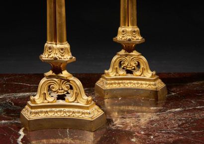 Paire de candélabres à quatre lumières en...