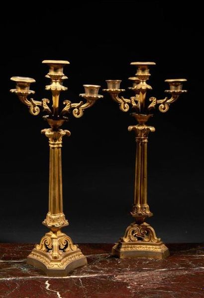 Paire de candélabres à quatre lumières en...