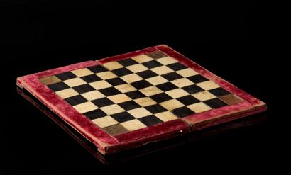 Jeu d'échecs et de trictrac pliant en marqueterie...