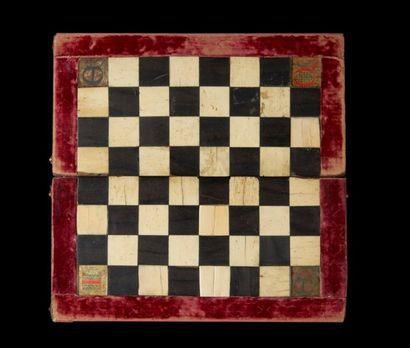 Jeu d'échecs et de trictrac pliant en marqueterie...